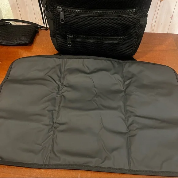 Dagne Dover Indi Air Mesh Large Diaper Bag Backpack Luggage Sleeve Stroller Clip - Picture 5 of 9